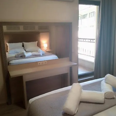 Apartment Golden Sands hotel